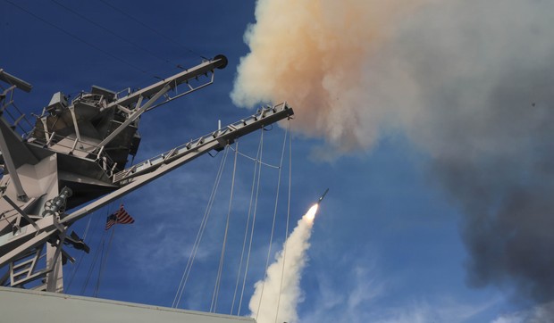 Lansiranje rakete "tomahavk" sa američkog razarača u operaciji "Epski bes" protiv Irana