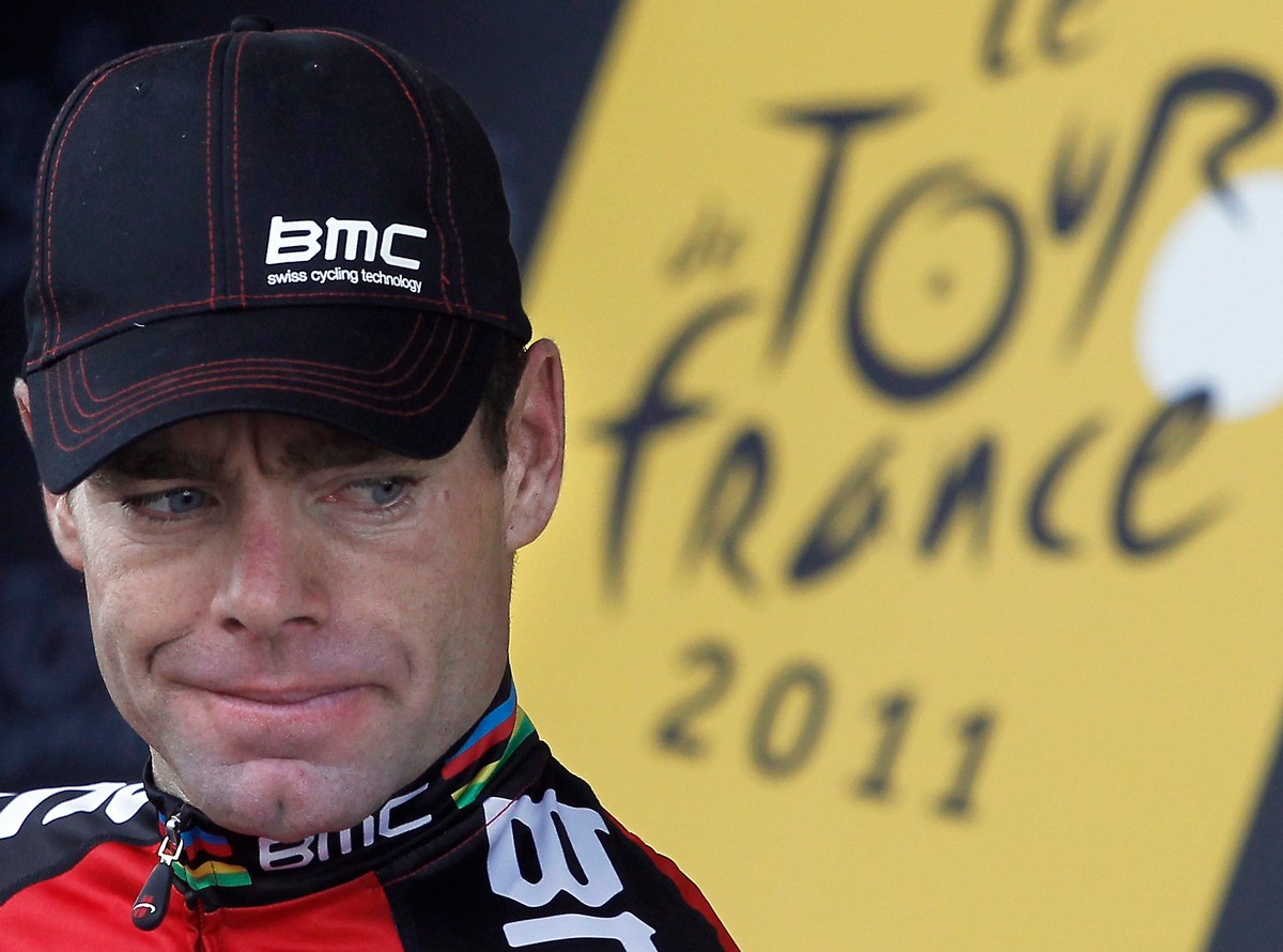 Cadel wygrał, choć Contador ostro atakował