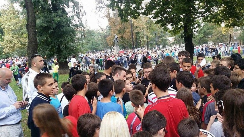 U Beogradu se okupilo 1.500 dece i roditelja da vide Milana Inića