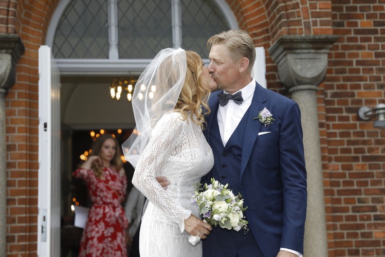 Laura von Lindholm i Peter Schmeichel