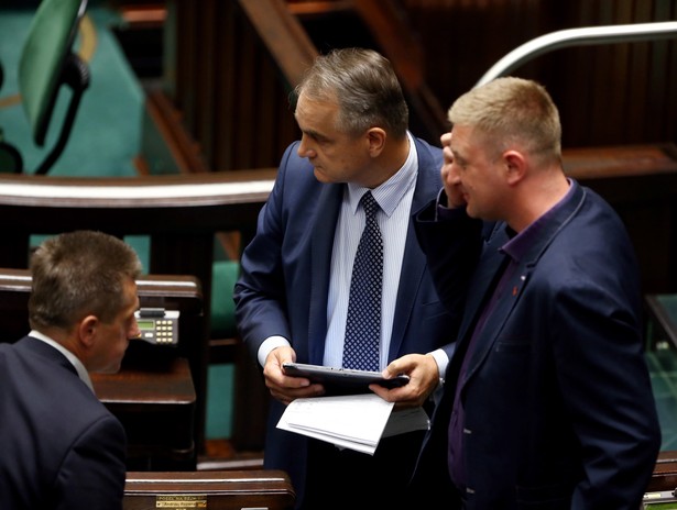 Waldemar Pawlak w Sejmie. Fot. PAP/Tomasz Gzell