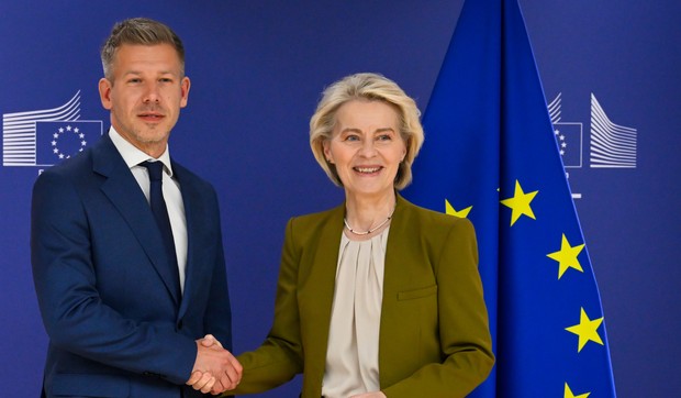 Peter Mađar i Ursula fon der Lajen 