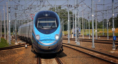 Zasnął na torach i oszukał przeznaczenie. Przyjechało nad nim Pendolino