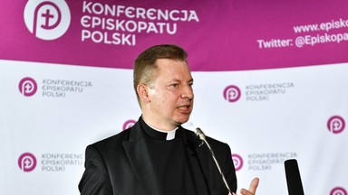 Rzecznik KEP o odpuście zupełnym za zmarłych