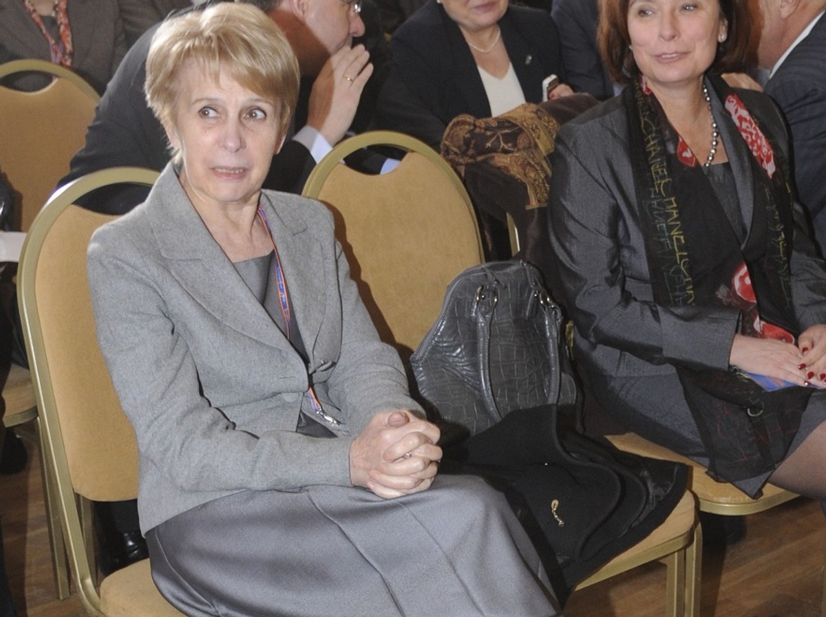 Iwona Śledzińska-Katarasińska