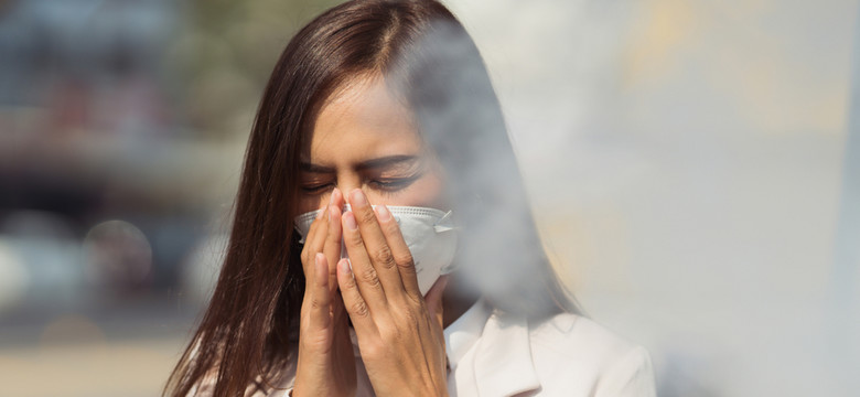 Smog tworzysz codziennie w domu. Jak? Sprawdź, czego unikać