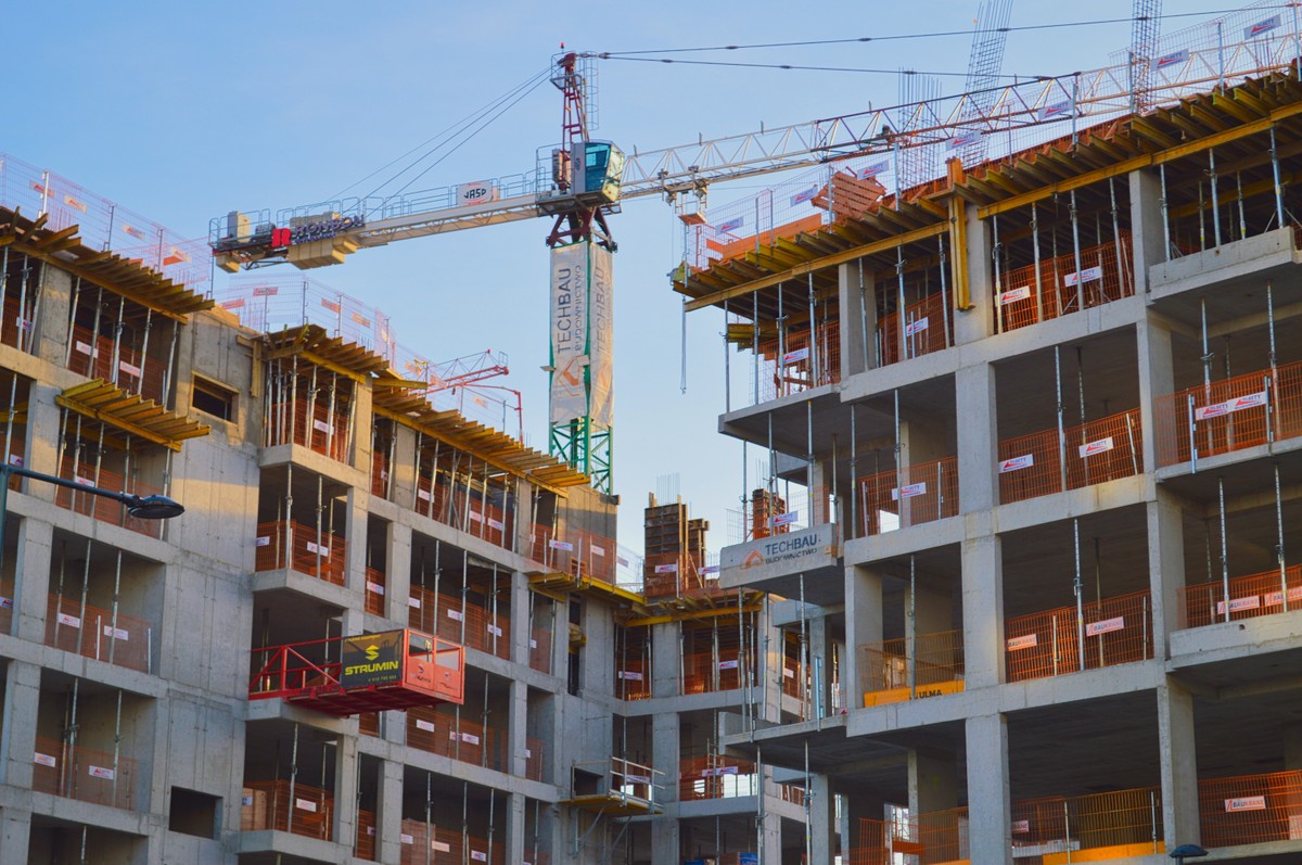 Ceny mieszkań stabilne w 2025 r. Realnie jednak tanieją w większości miast