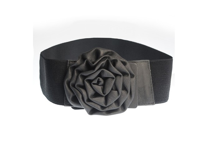 Absolutny must have sezonu: pasek! Modele z oferty marki STEREOSTORE