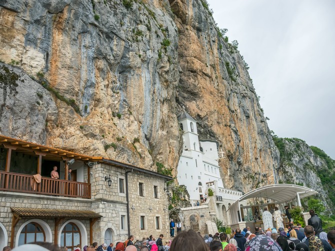 Manastir Ostrog