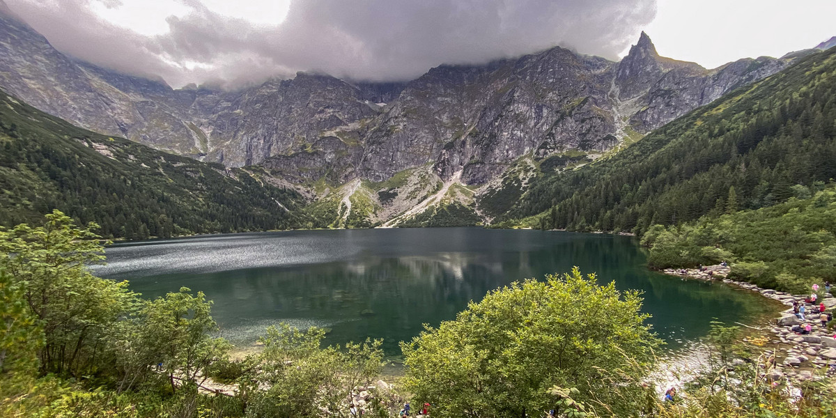 Tatry. Dwie osoby nie żyją, a kolejne 4 są ranne. Wśród nich dziecko