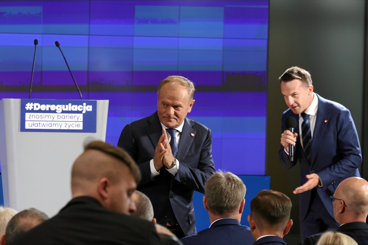 Adam Szłapka i Donald Tusk