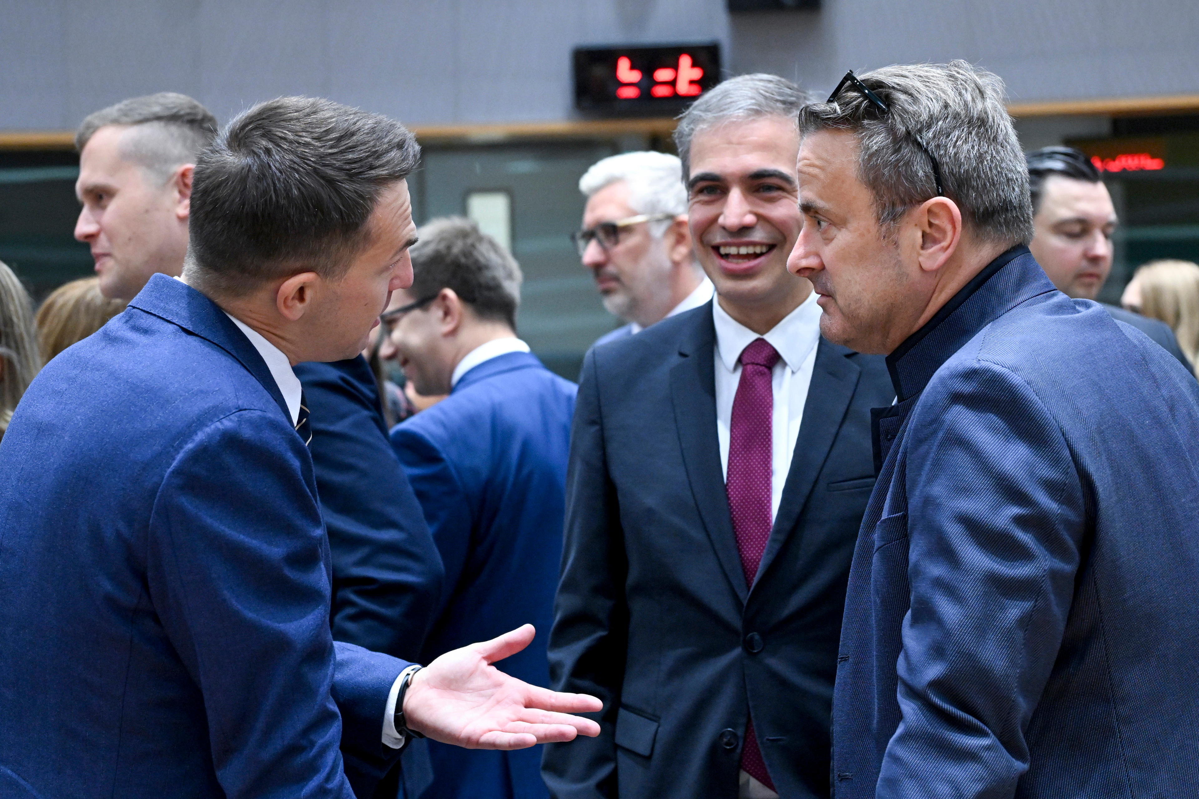 UE rechaza oficialidad del catalán por séptima vez
