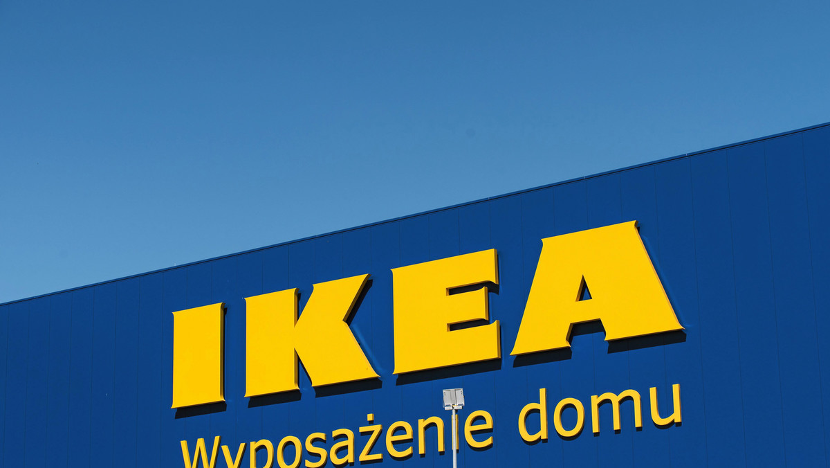 Klienci sklepu IKEA w Krakowie zostali dzisiaj ewakuowani. Wszystko przez alarm, który włączył się w wyniku błędu. O sprawie pisze "Gazeta Krakowska".
