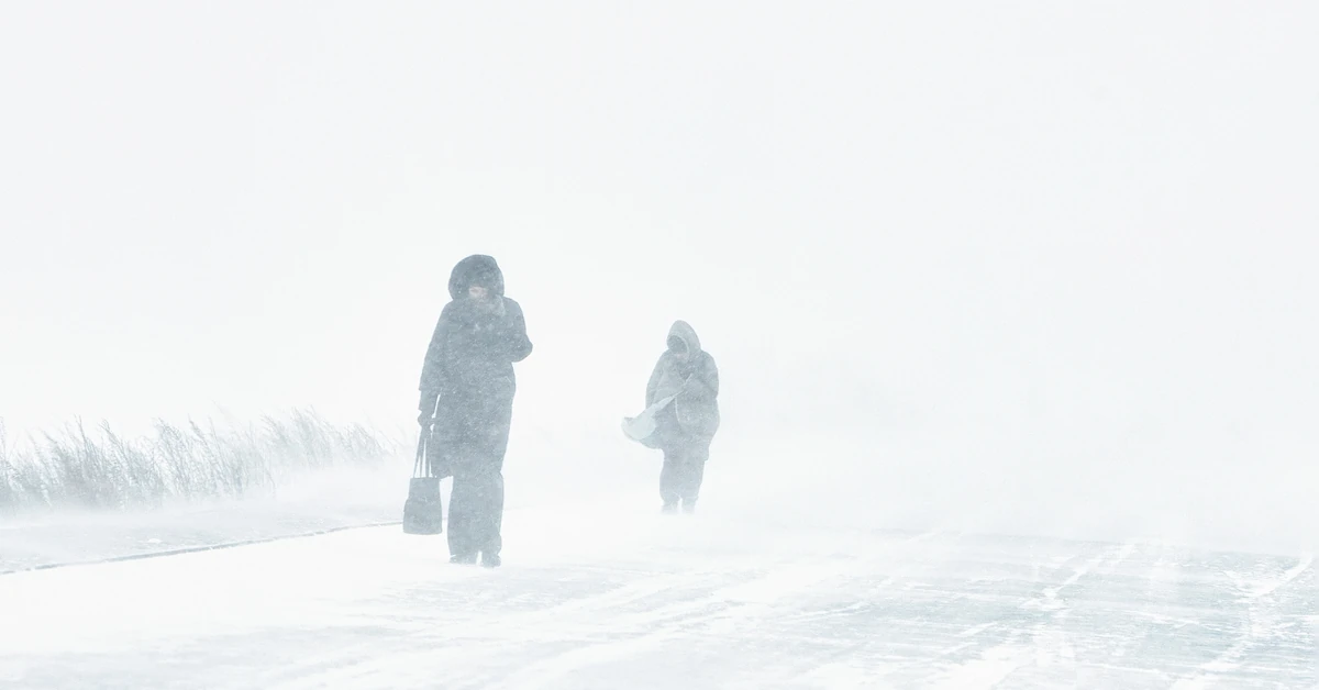 Koniec ciepła. Mróz i śnieg uderzą w Polskę! Znamy termin uderzenia zimy