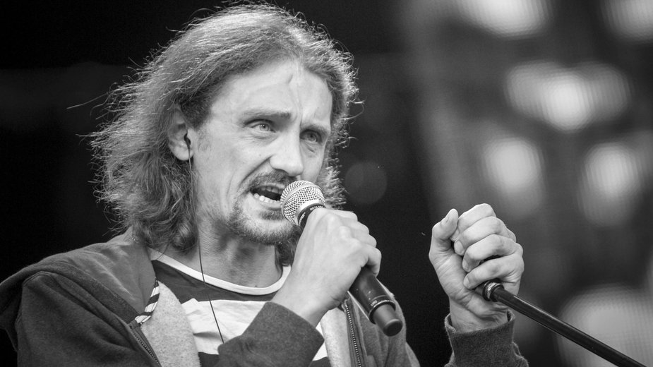 Gienek Loska nie żyje, muzyk miał 45 lat. Pogrzeb odbędzie się dziś - Muzyka