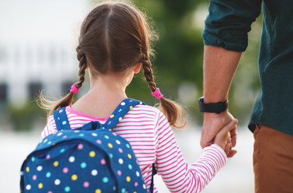 Sukces dzieci w szkole zależy od ojców? Im bardziej zaangażowany, tym lepiej