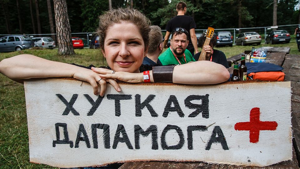 Czy obrośnięty negatywnymi stereotypami Białystok może być "polską Islandią" — odległą wyspą, którą fascynuje się cały świat? Organizatorzy kameralnego festiwalu muzyki singer-songwrierskiej, który odbywa się w stolicy Podlasia od pięciu lat, próbują udowodnić, że tak.