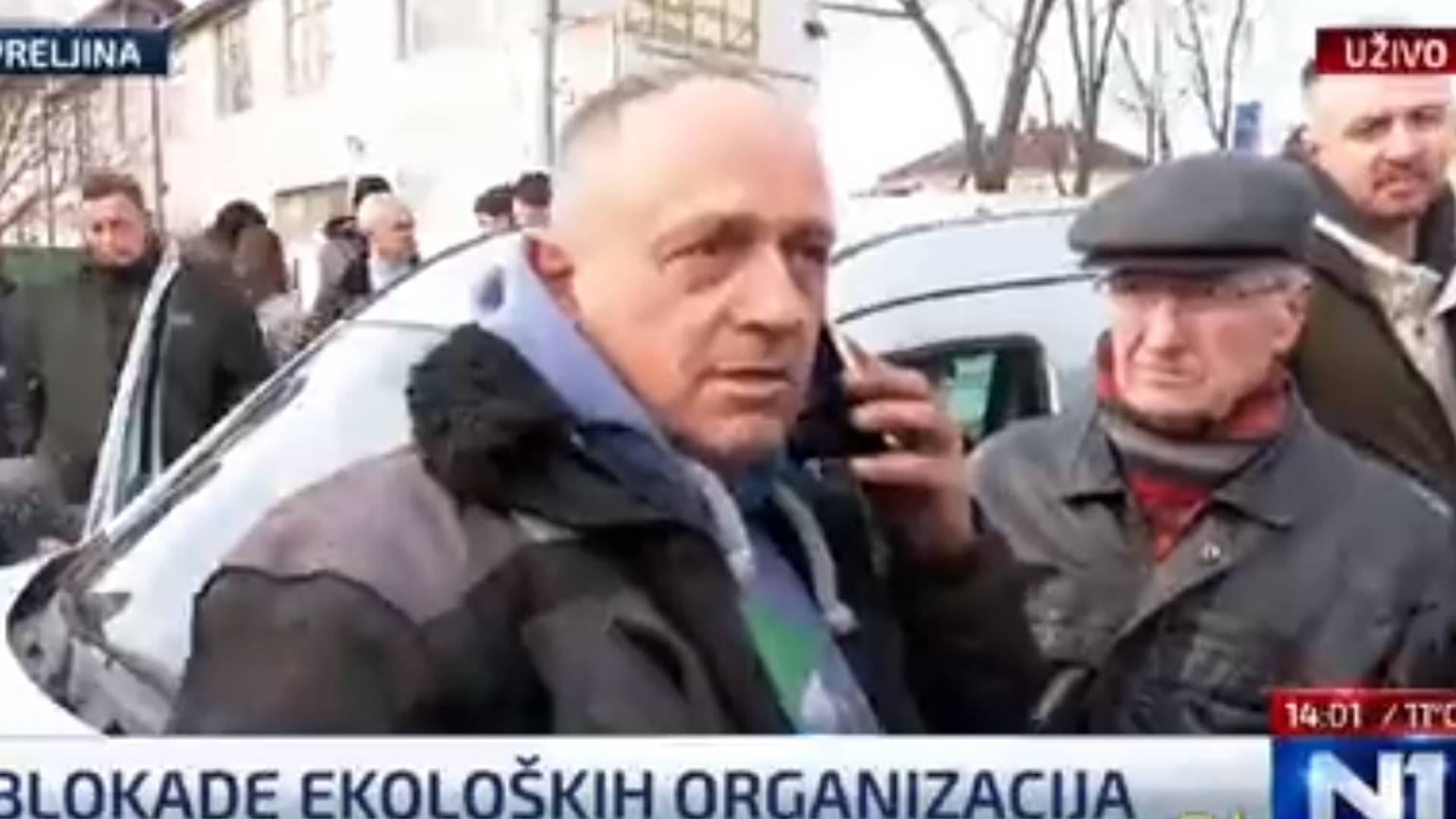 Nisam je udario samo sam je pogurao - nezadovoljan blokadom čovek u Preljini kolima naleteo na ženu koja je bila na protestima