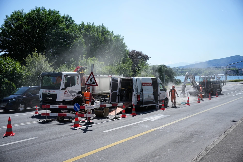Popravke na putu u Ženevi dan nakon protesta protiv samita G7 u Evijanu 15. juna