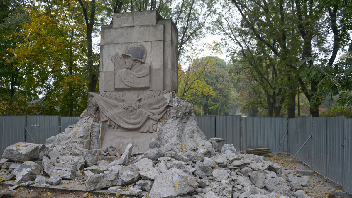 Rosyjski urzędnik: wykroczenia przeciwko pomnikom Armii Czerwonej w Polsce