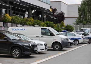 Pucnjava u kafiću