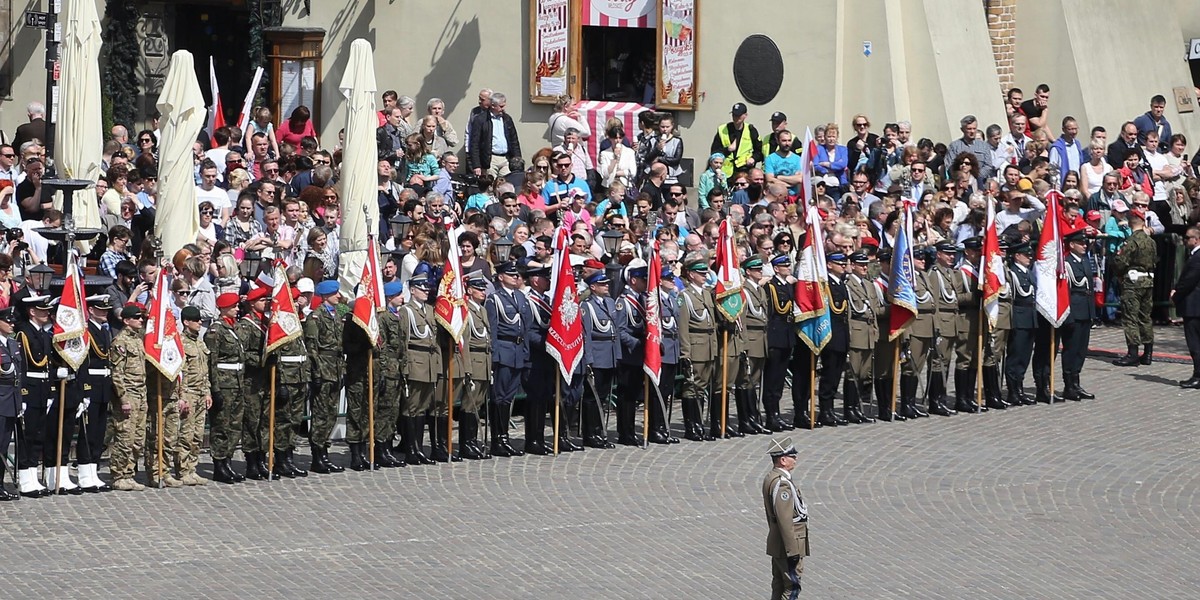 Wiwat trzeci maj!