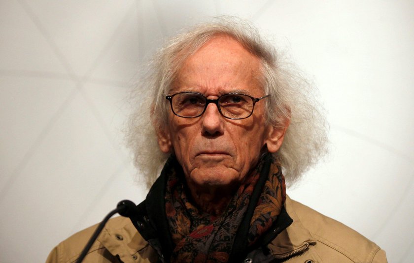 FILE PHOTO: Artist Christo addresses news conference about his latest work of art 'Big Air Package' 