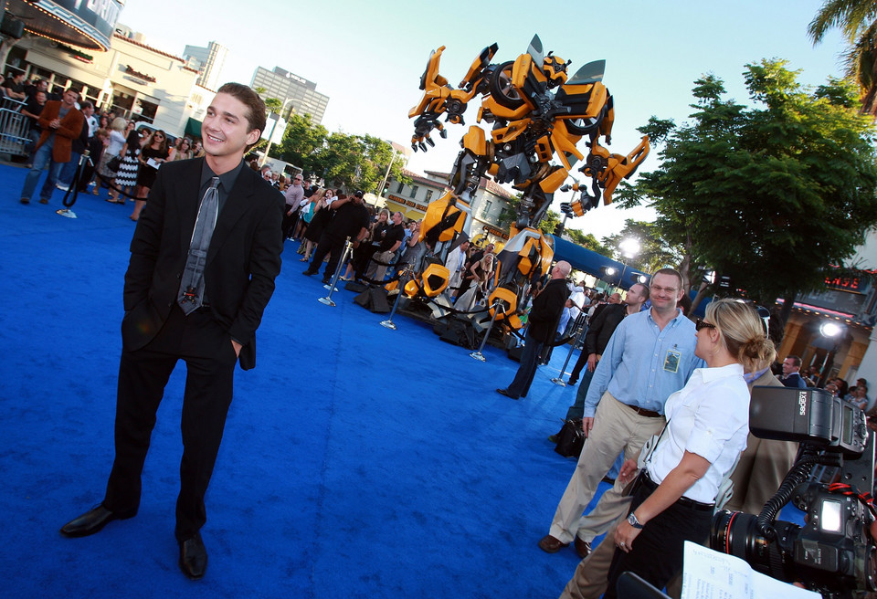Shia LaBeouf na premierze "Transformers" w 2007 r.