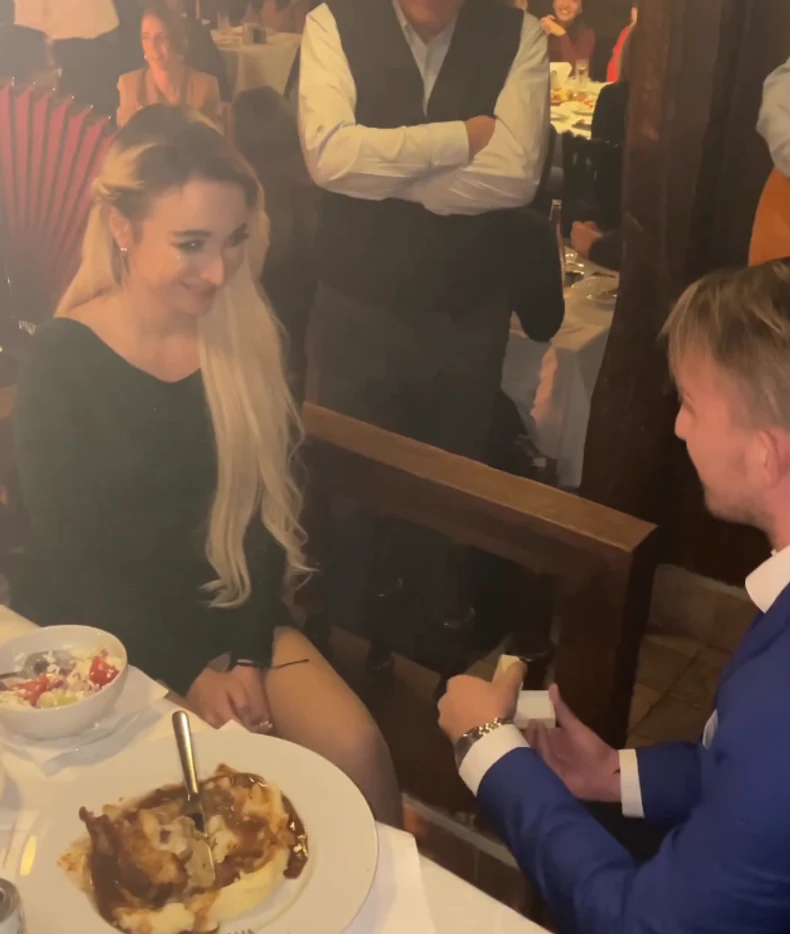 Bojan Pavlović zaprosio devojku