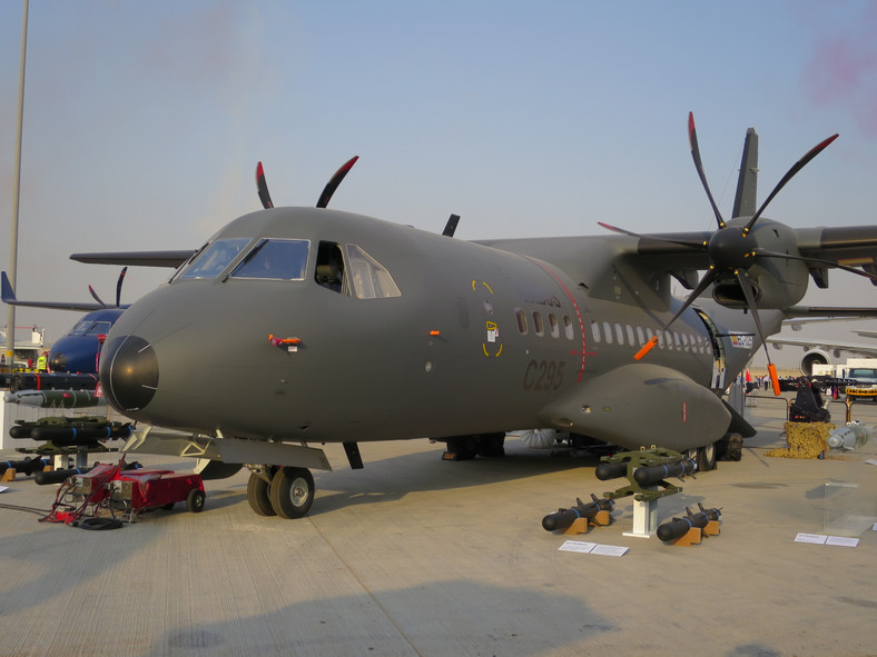 EADS CASA C-295