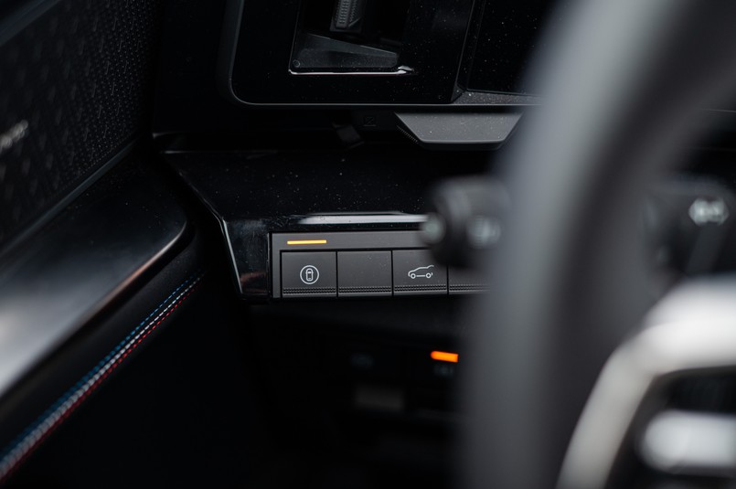 Renault Rafale E-Tech full hybrid 200