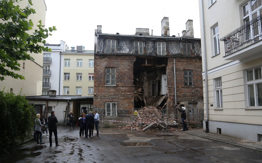 Zawaliła się zabytkowa kamienica w centrum Warszawy