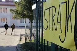 Politycy opozycji wkrótce mogą zaapelować do nauczycieli o zawieszenie strajku. "Sytuacja jest dynamiczna"