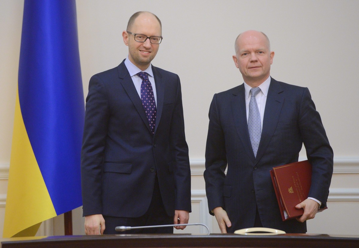 Arsenij Jaceniuk i William Hague