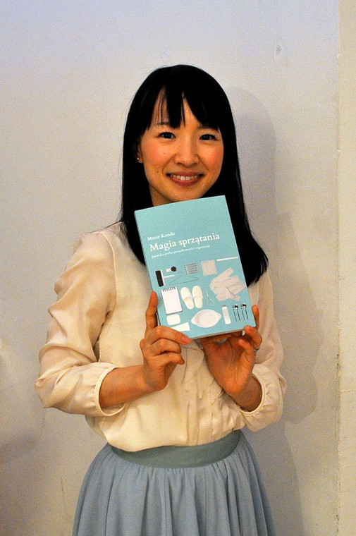 Marie Kondo przyjechała do Polski, żeby promować swój bestsellerowy poradnik "Magia sprzątania".