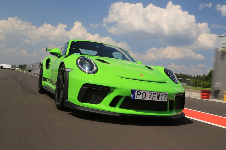 Porsche 911 GT3 RS - czysty obłęd