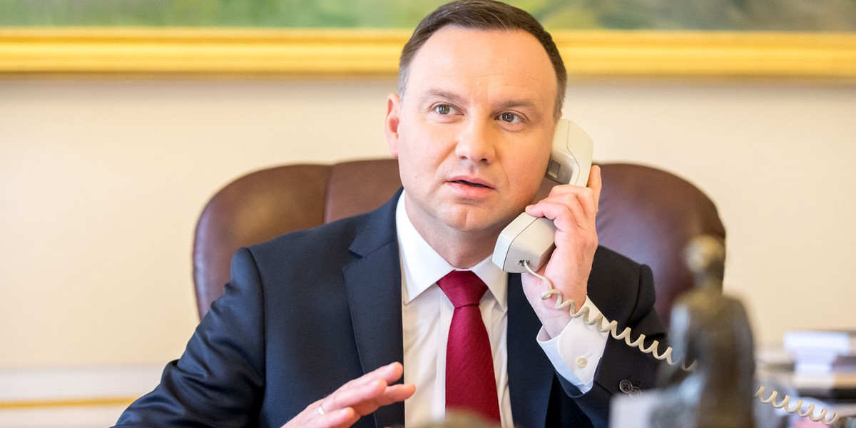 Prezydent Andrzej Duda rozmawiał telefonicznie z prezydentem Chin. Chodziło o zakup szczepionek