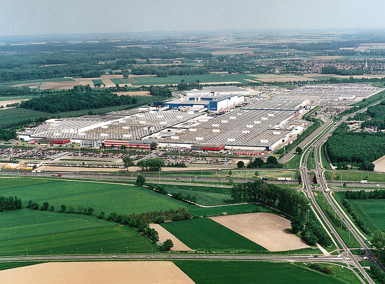 Fabryka Mitsubishi Motors Europe NedCar obchodzi 40 lat