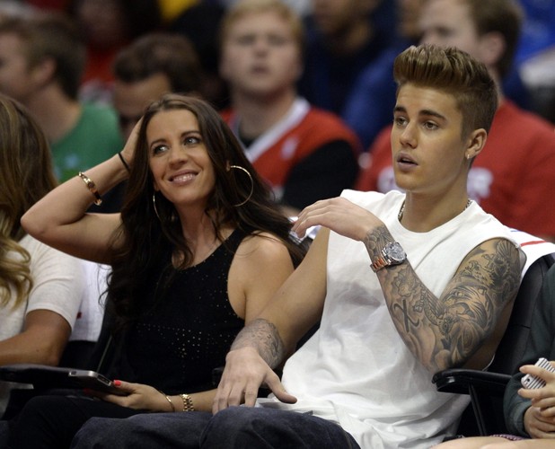 Justin Bieber lansował się na meczu ligi NBA. Szpanował tatuażem