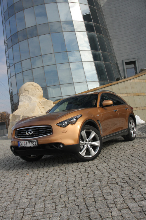 Infiniti FX50S: Chcesz okiełznać to monstrum?