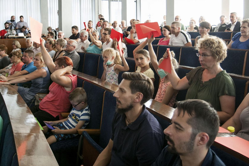 Bytom. Mieszkańcy Bobrka protestują przeciwko dzikim składowiskom