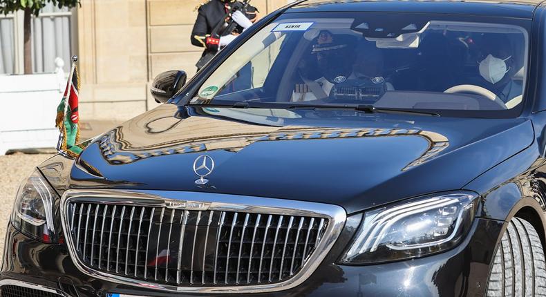 President Uhuru kenyatta's grand entrance in Sh20 million Maybach to French President Emmanuel Macron's home