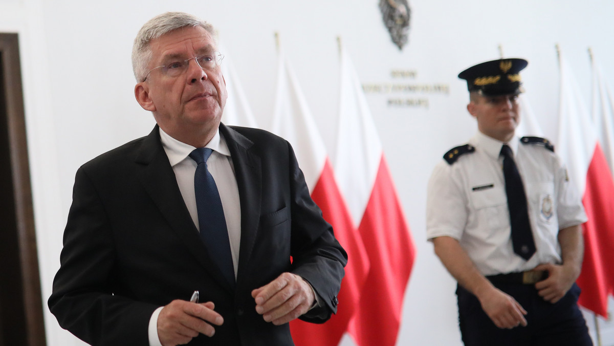 Mam nadzieję, że uczestnicy protestu w Sejmie przemyślą sprawę i zakończą go; rząd i parlament zrobiły już bardzo dużo, by wyjść naprzeciw oczekiwaniom protestujących - ocenił dziś marszałek Senatu Stanisław Karczewski.