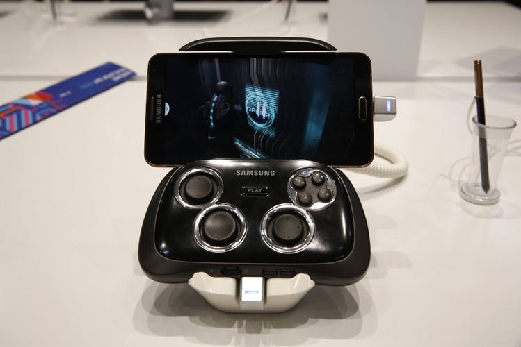 Konsola Samsung S na MWC 2014