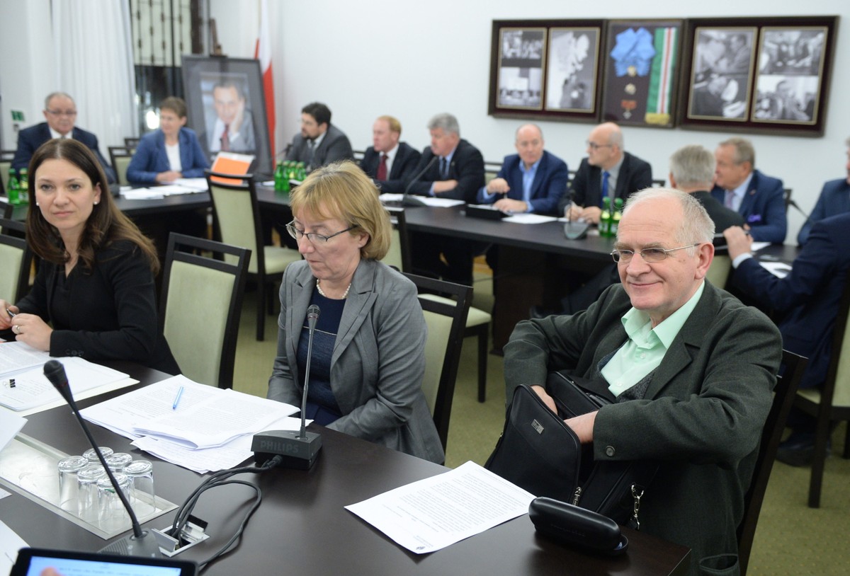 Wspólne posiedzenie senackich komisji ds. kultury i gospodarki,