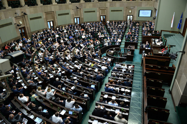 PiS o aferze podsłuchowej: Będzie skandal i rządowe przesilenie