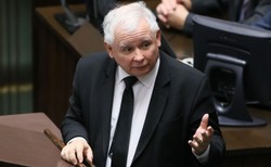 Kaczyński dla europejskich mediów o "agresywnych imigrantach" i Wałęsie. "Nie traktujcie go serio..."