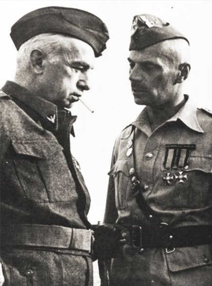 Władysław Anders z Naczelnym Wodzem gen. Kazimierzem Sosnkowskim we Włoszech, 1944 rok (domena publiczna)