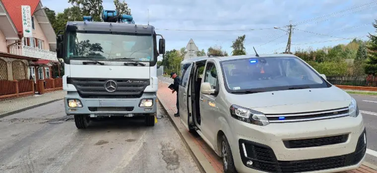 Patrol ITD dostrzegł niepokojący sygnał. Inspektorów zszokowała "gruszka"