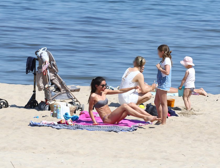 Marta Kaczyńska z byłym mężem na plaży